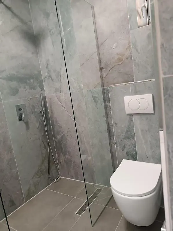 Chrisimos Apartment Himare Albania